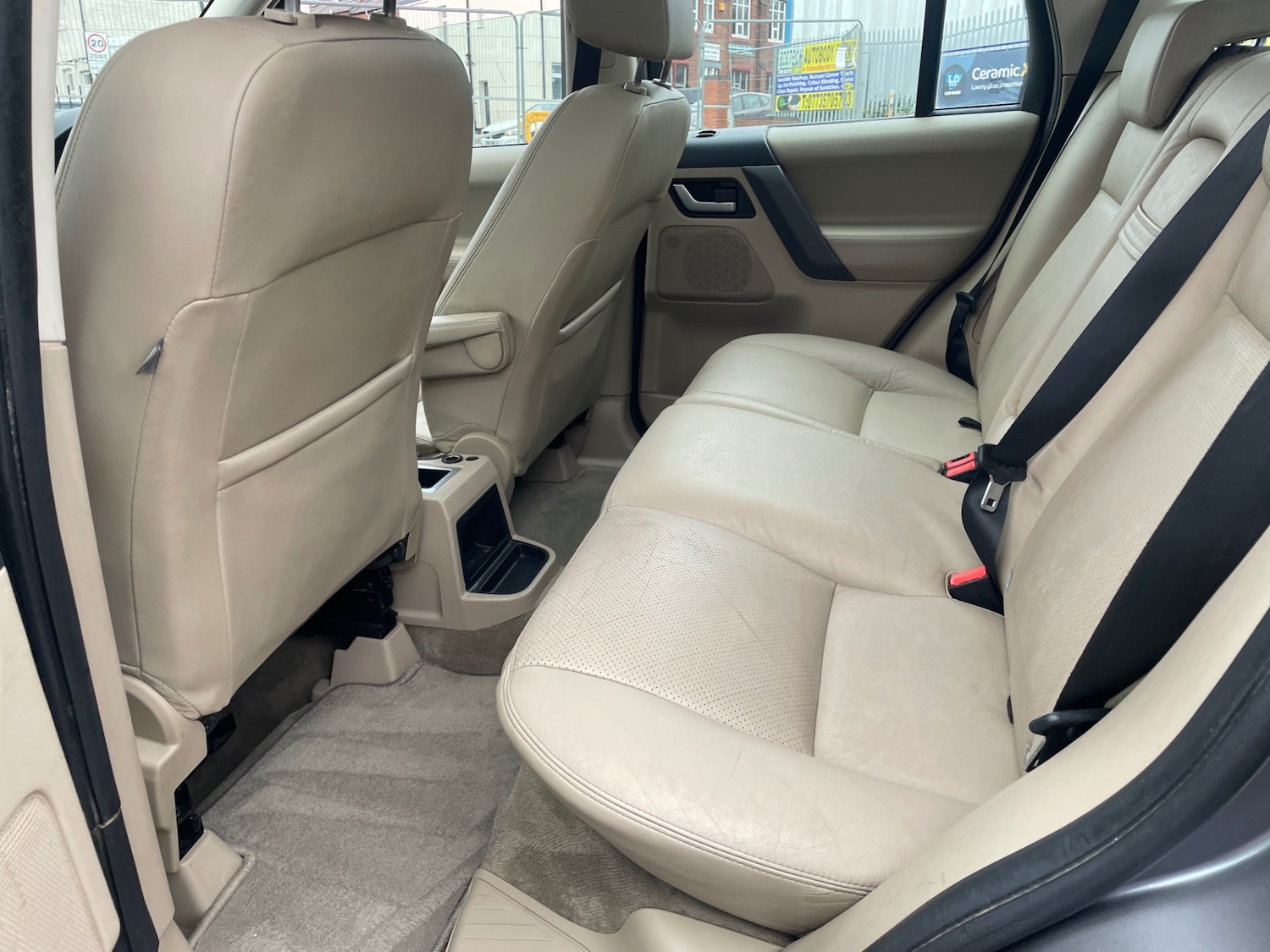 Used Land Rover Freelander 2010 for sale - 76508760: Photo 10