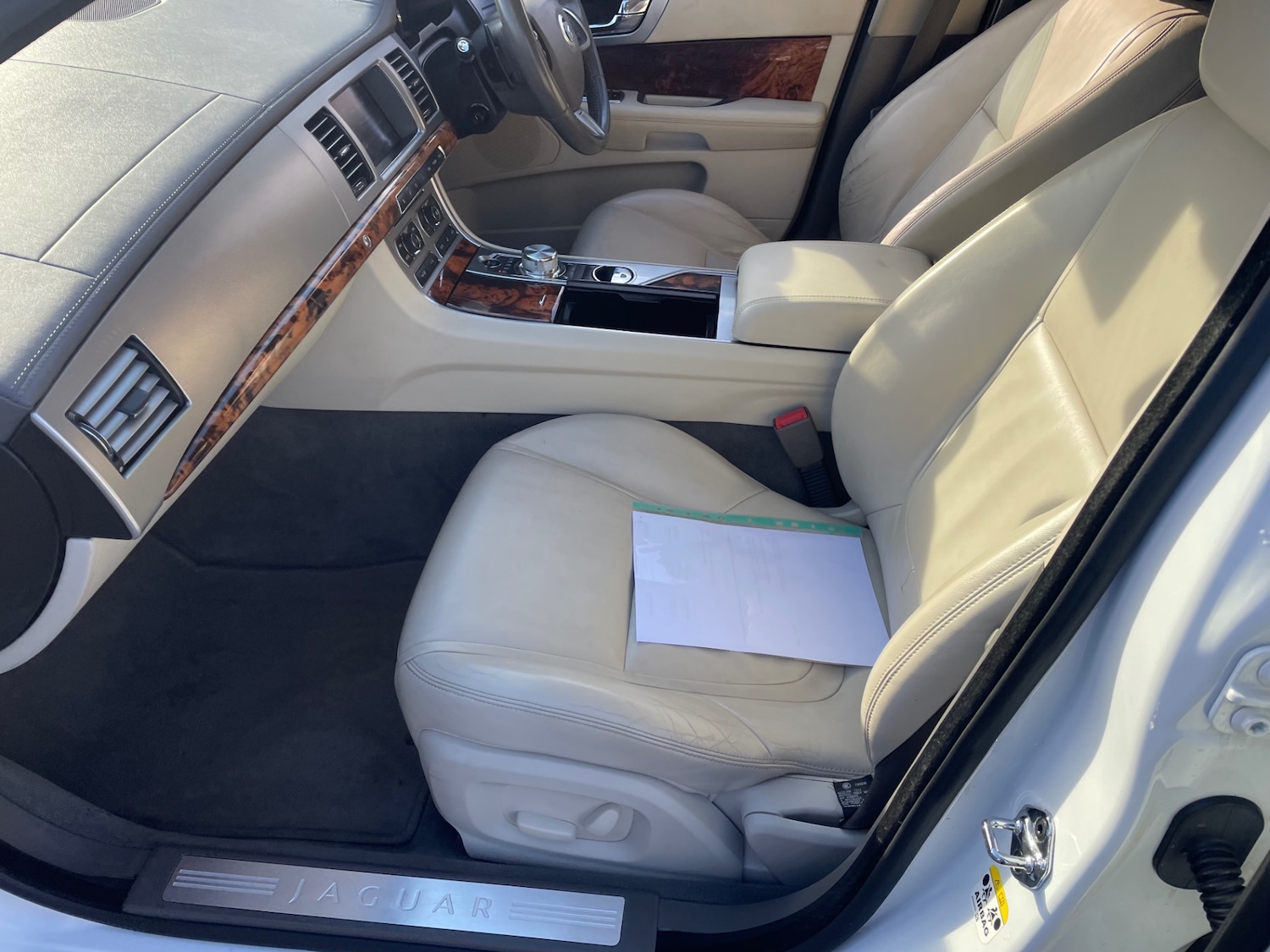 Used Jaguar XF 2011 for sale - 77140224: Photo 11