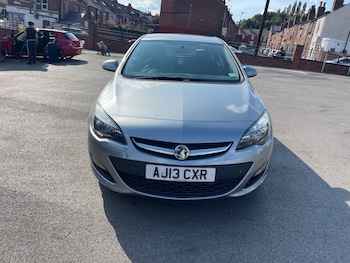 Used Vauxhall Astra 2013 for sale - 79612859: Photo