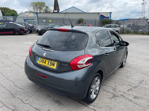 Used Peugeot 208 2014 for sale - 76305708: Photo 7