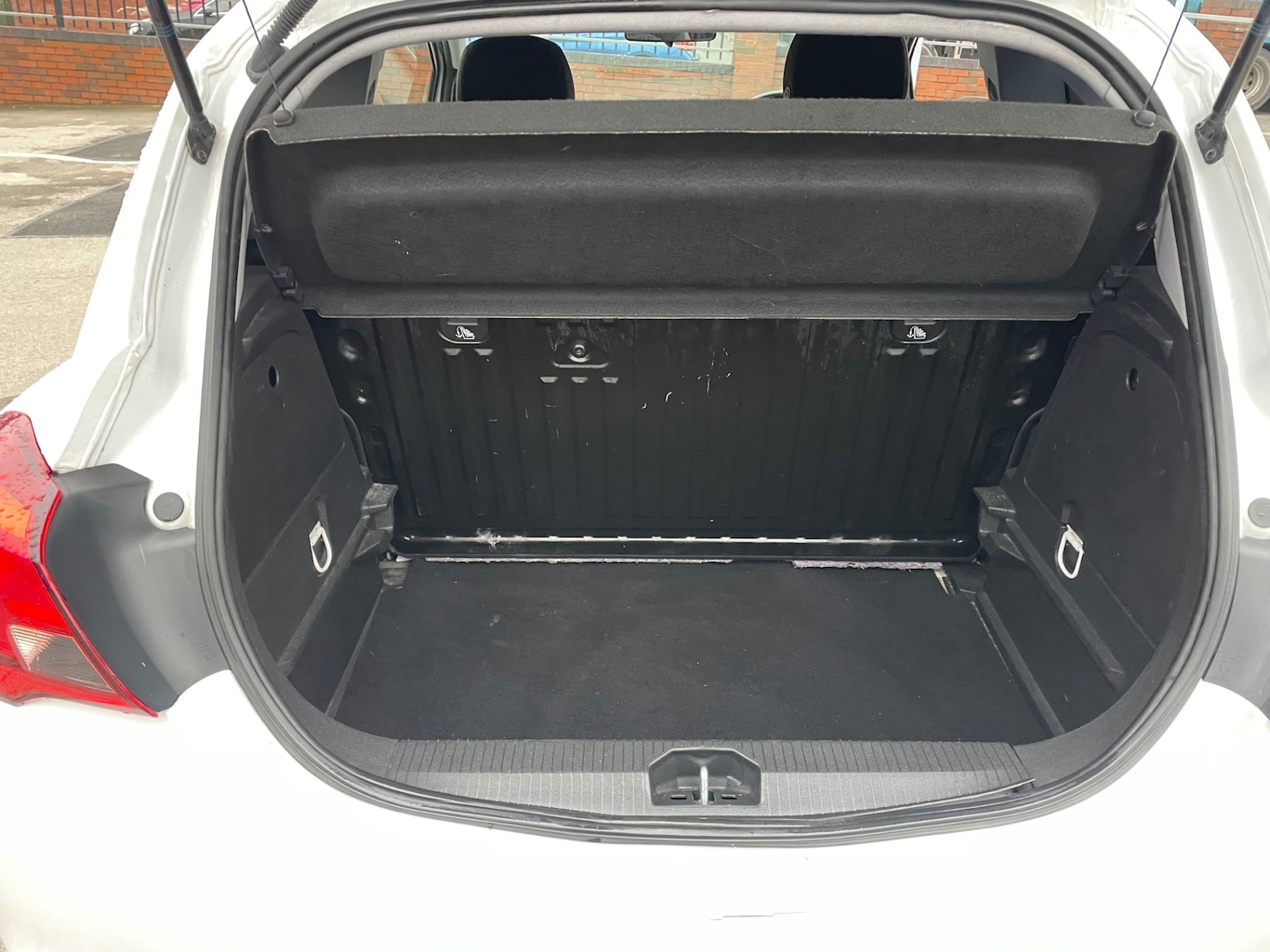 Used Vauxhall Corsa 2015 for sale - 77438719: Photo 9