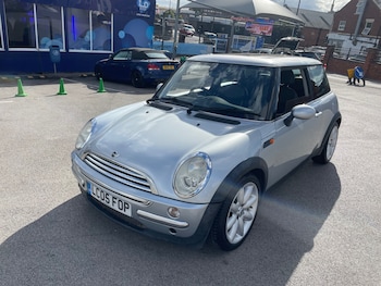 Used MINI Hatch 2005 for sale - 75718461: Photo