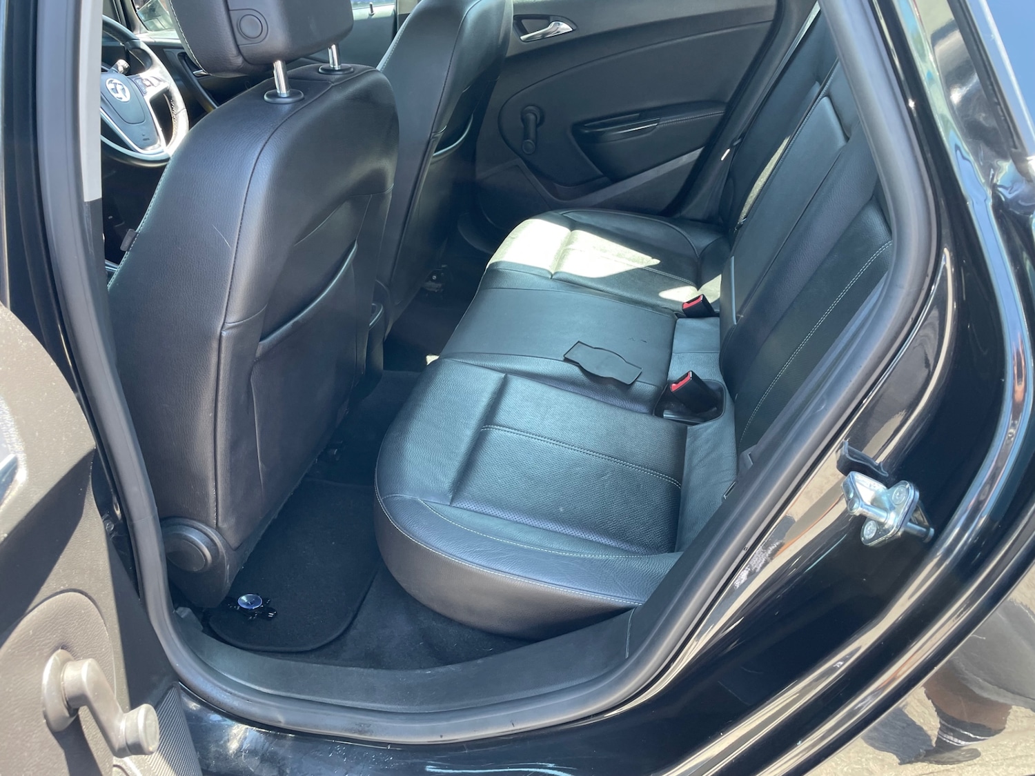 Used Vauxhall Astra 2015 for sale - 76837249: Photo 10