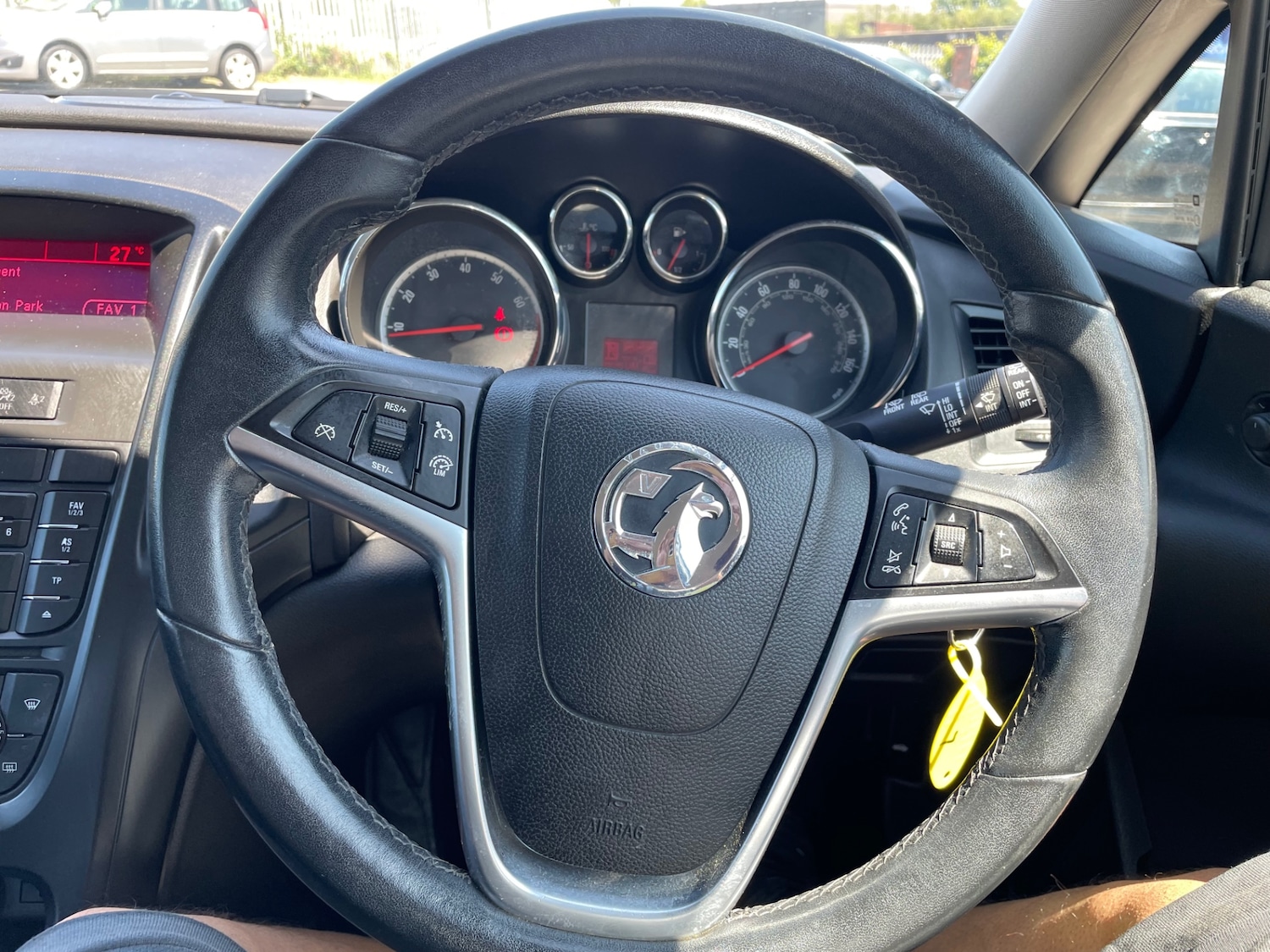 Used Vauxhall Astra 2015 for sale - 76837249: Photo 15