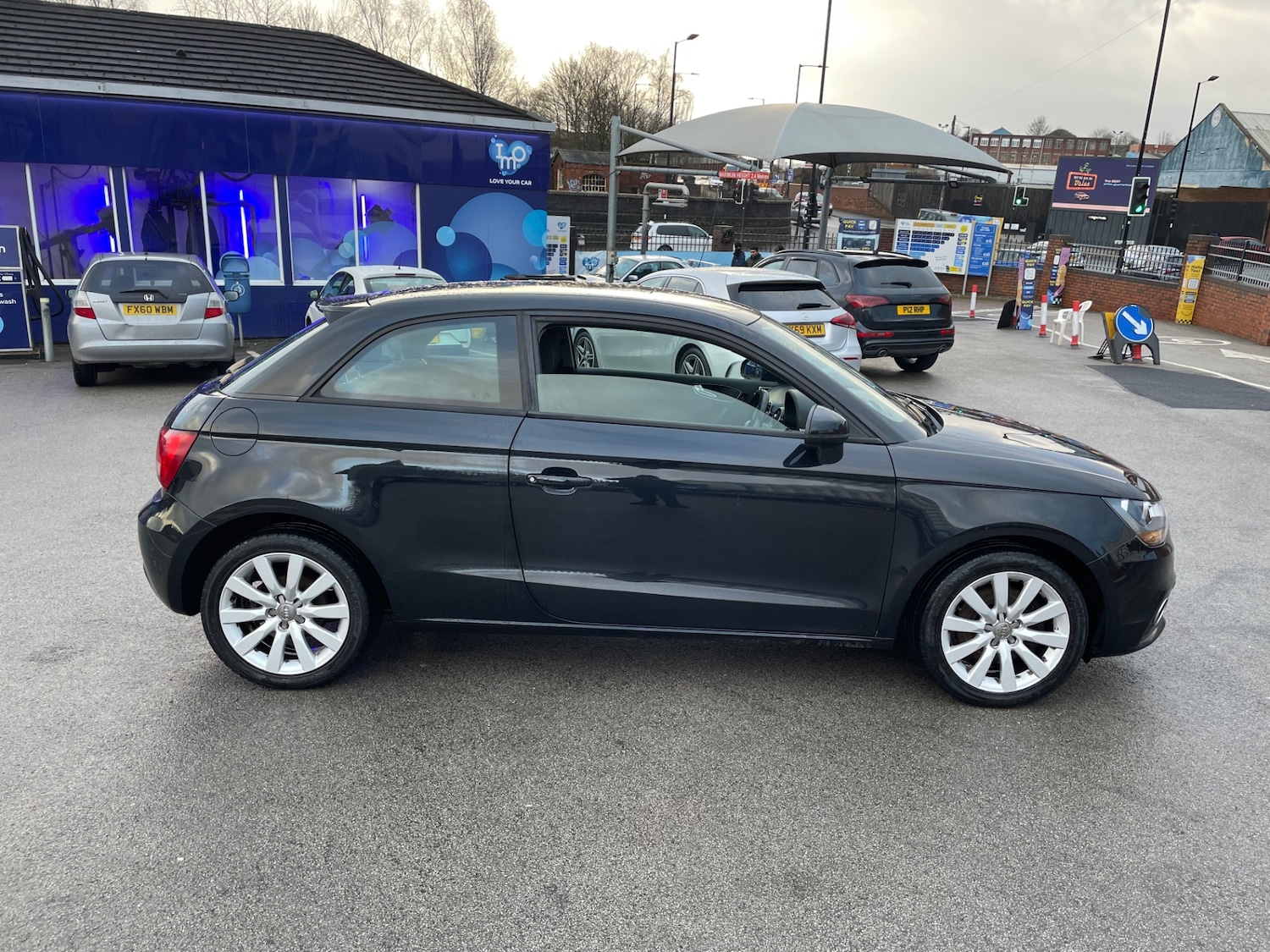 Used Audi A1 2012 for sale - 77644061: Photo 6