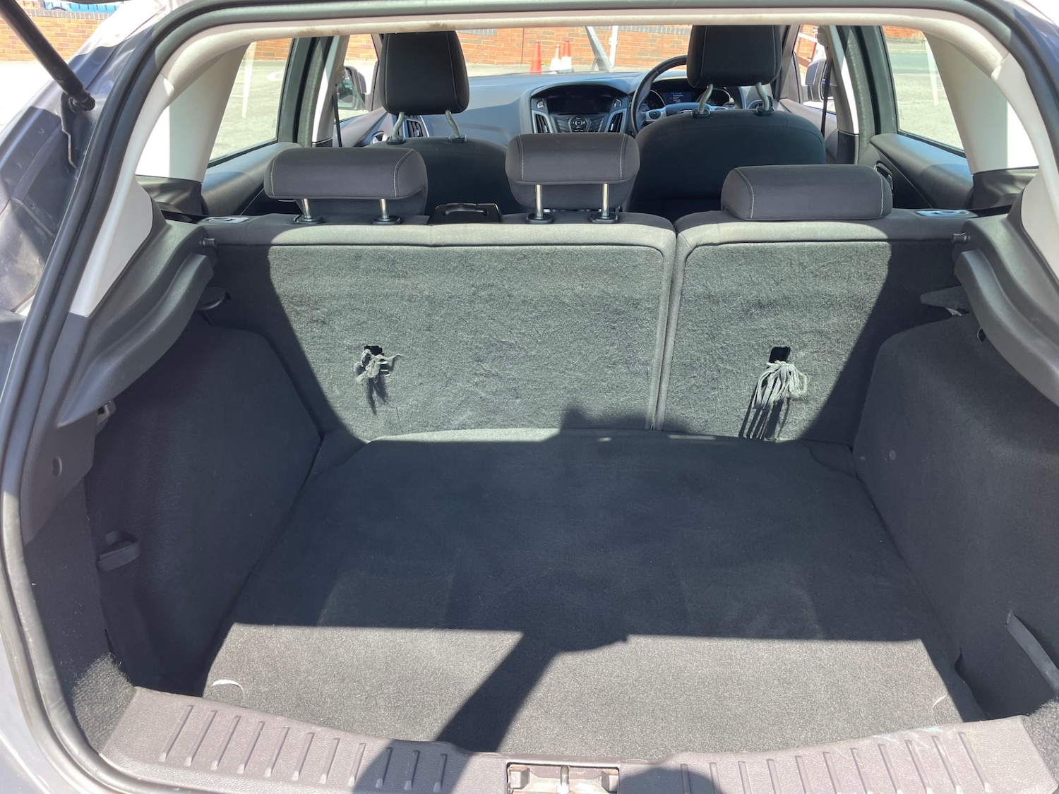 Used Ford Focus 2012 for sale - 77682140: Photo 9