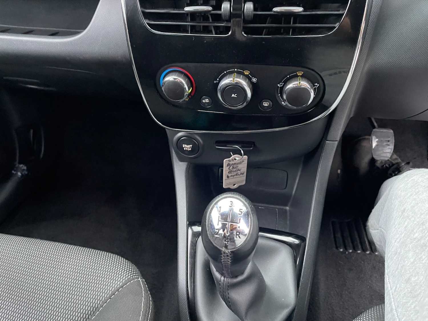 Used Renault Clio 2014 for sale - 77213038: Photo 17