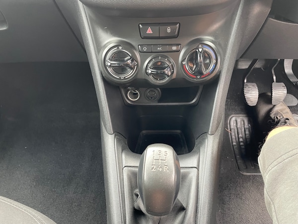 Used Peugeot 208 2013 for sale - 76293434: Photo 16