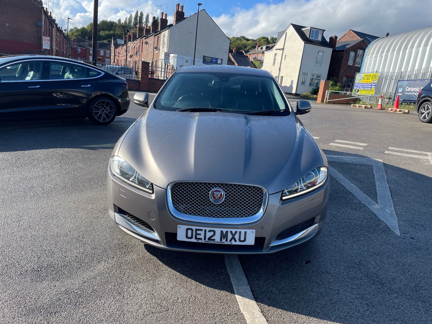 Used Jaguar XF 2012 for sale - 76163789: Photo 2