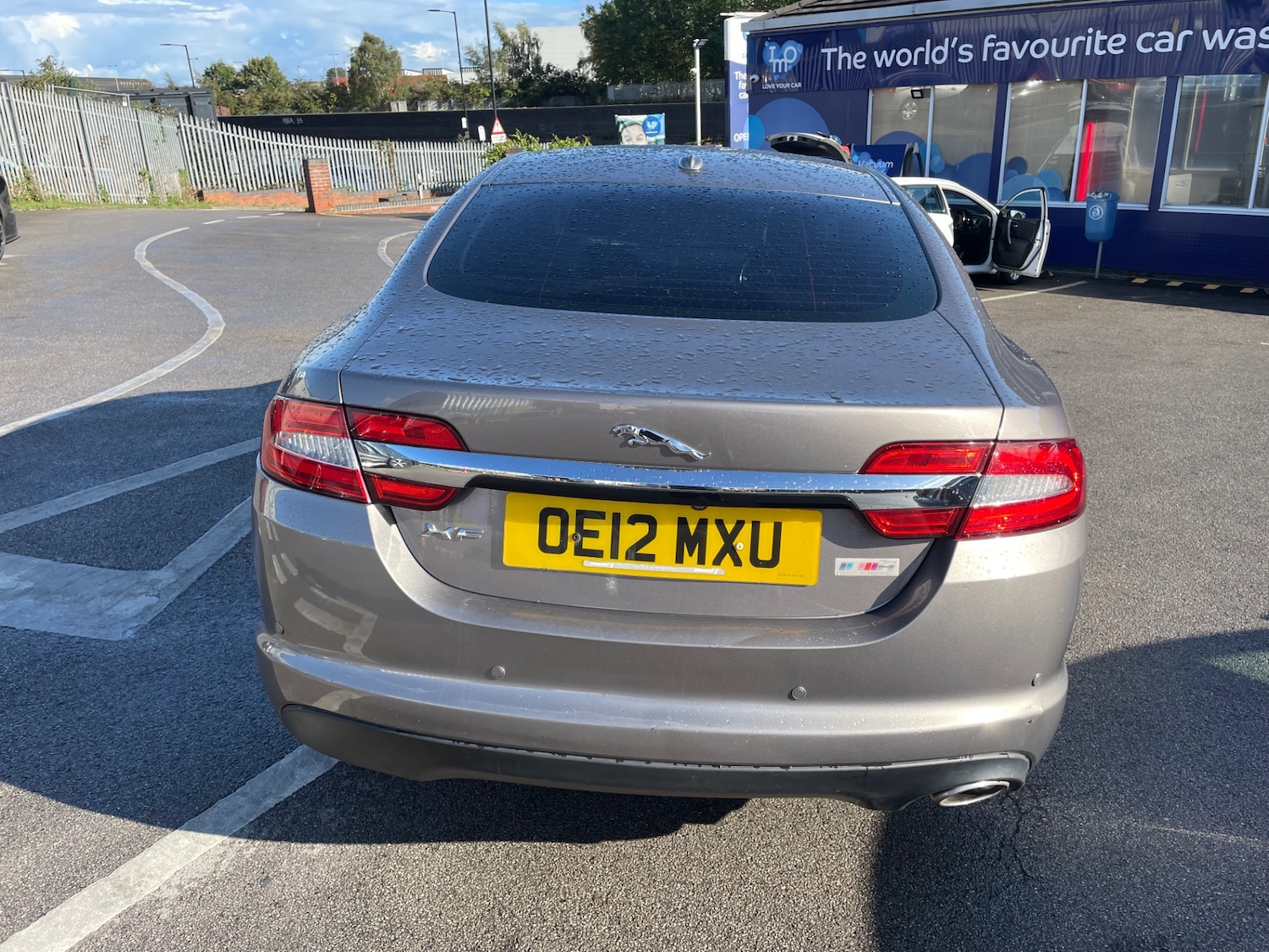 Used Jaguar XF 2012 for sale - 76163789: Photo 6