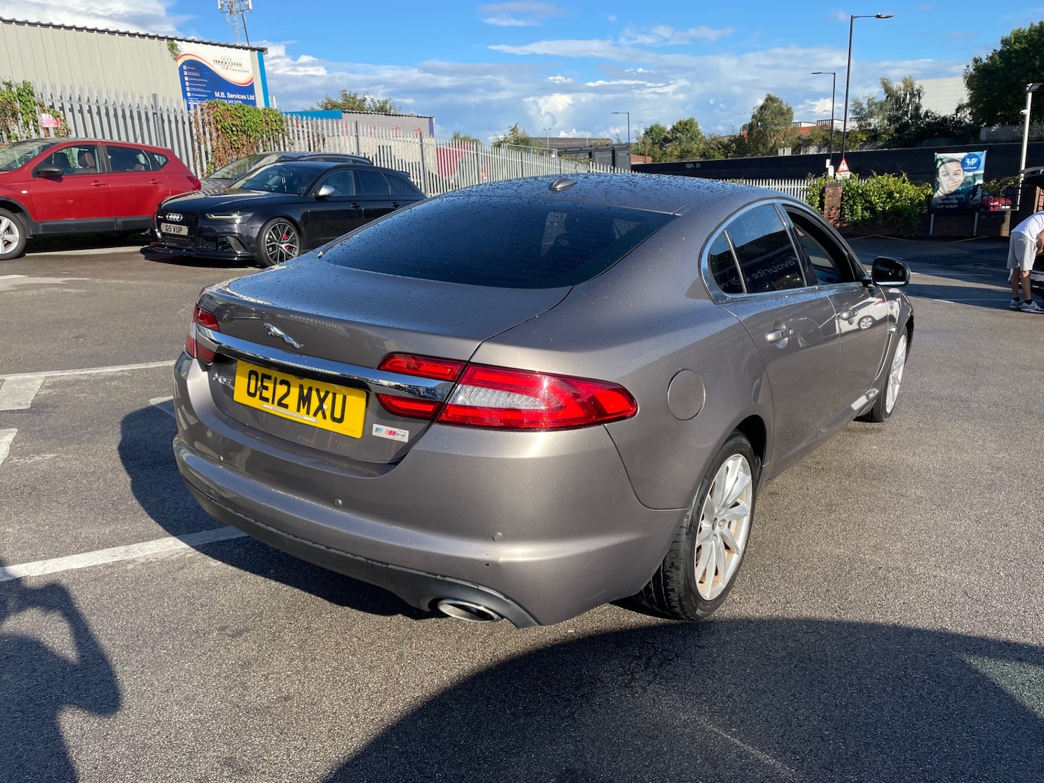 Used Jaguar XF 2012 for sale - 76163789: Photo 8
