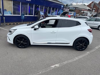 Used Renault Clio 2020 for sale - 79652999: Photo