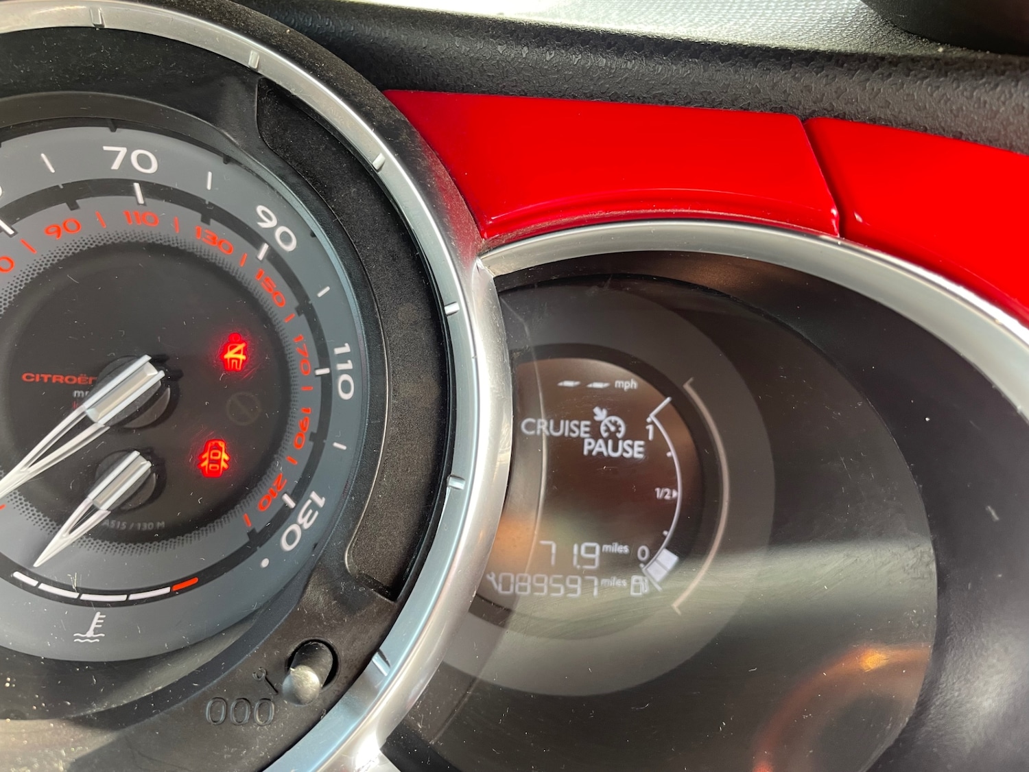 Used Citroen DS3 2013 for sale - 76897197: Photo 19