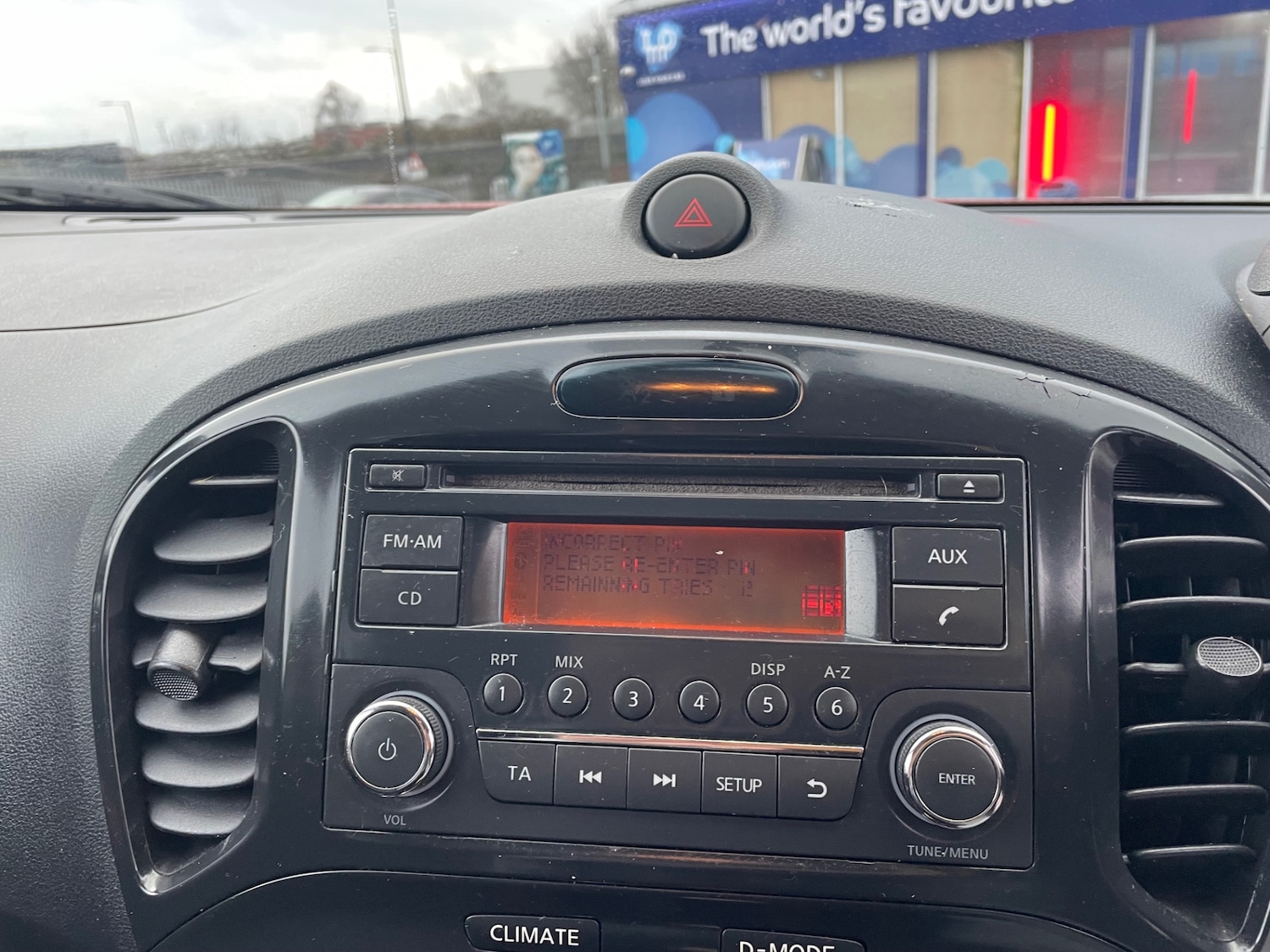 Used Nissan Juke 2011 for sale - 78183079: Photo 16