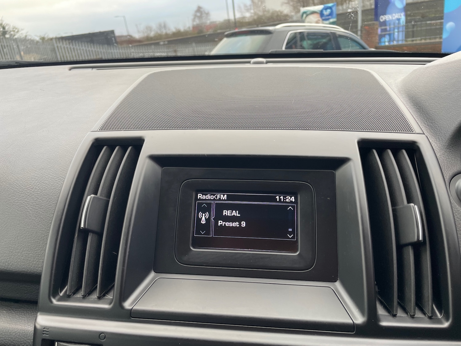 Used Land Rover Freelander 2013 for sale - 77289365: Photo 16