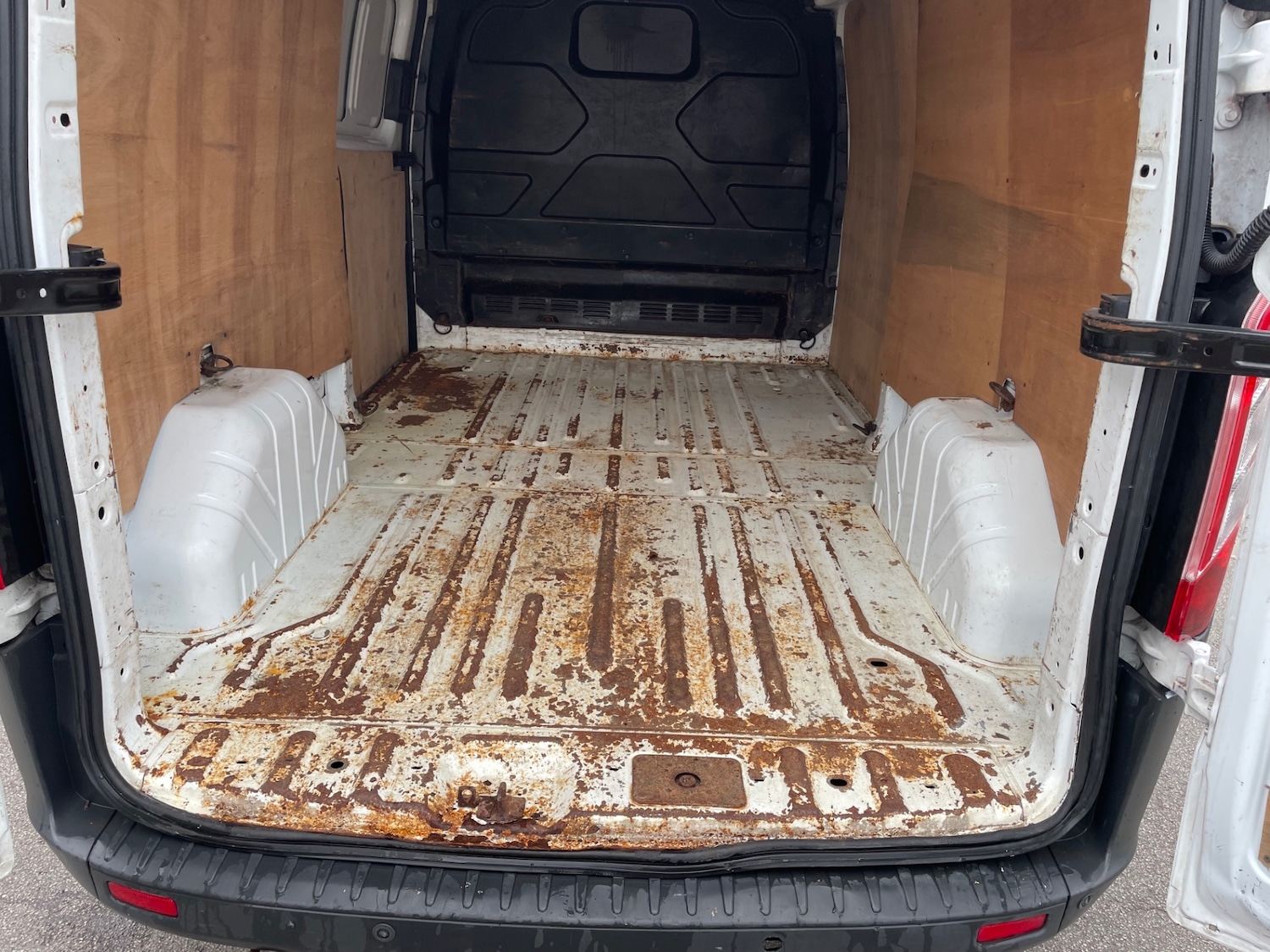 Used Ford Transit Custom 2015 for sale - 76583077: Photo 9