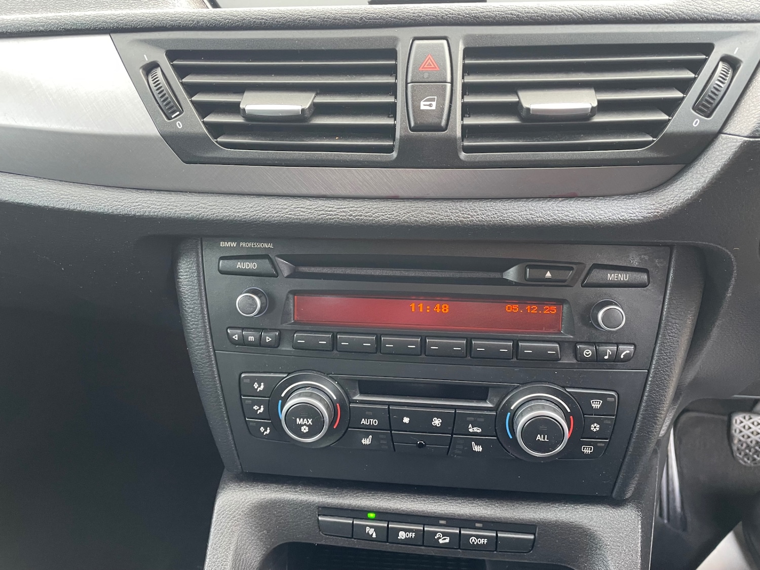 Used BMW X1 2011 for sale - 77073398: Photo 16