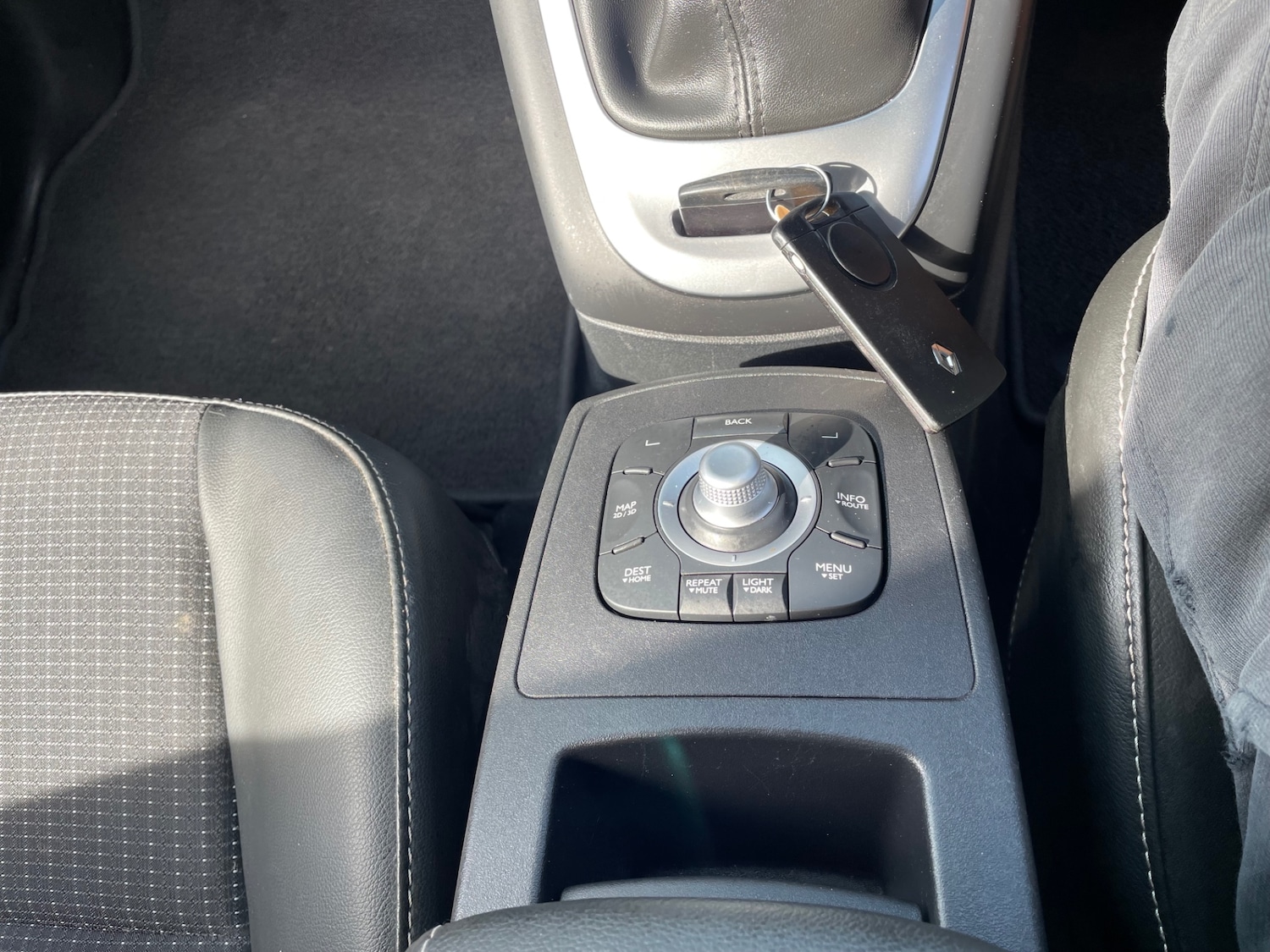 Used Renault Scenic 2015 for sale - 77051810: Photo 17