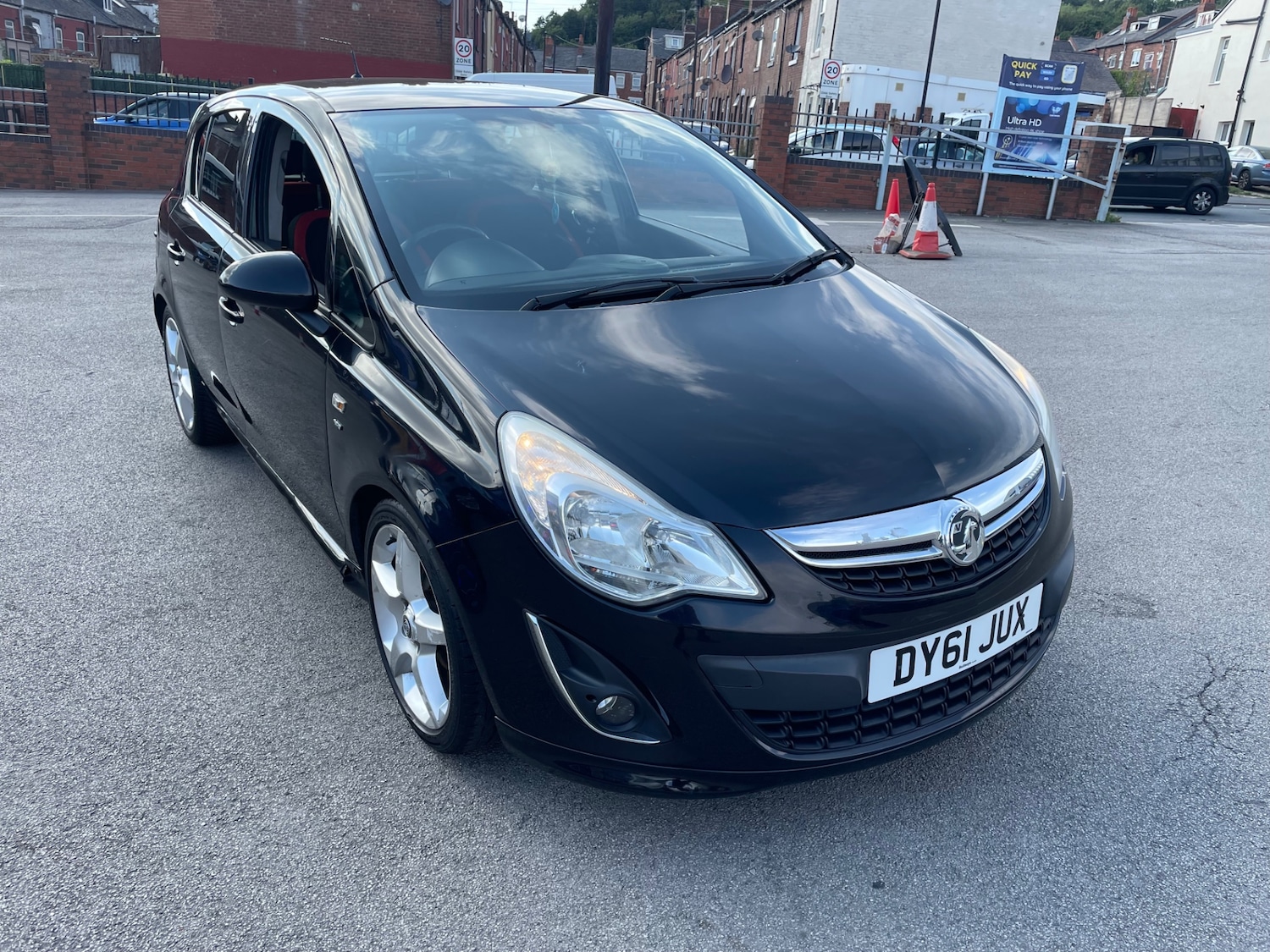 Used Vauxhall Corsa 2011 for sale - 76368267: Photo 1