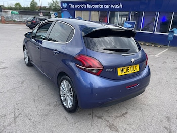 Used Peugeot 208 2016 for sale - 78657319: Photo