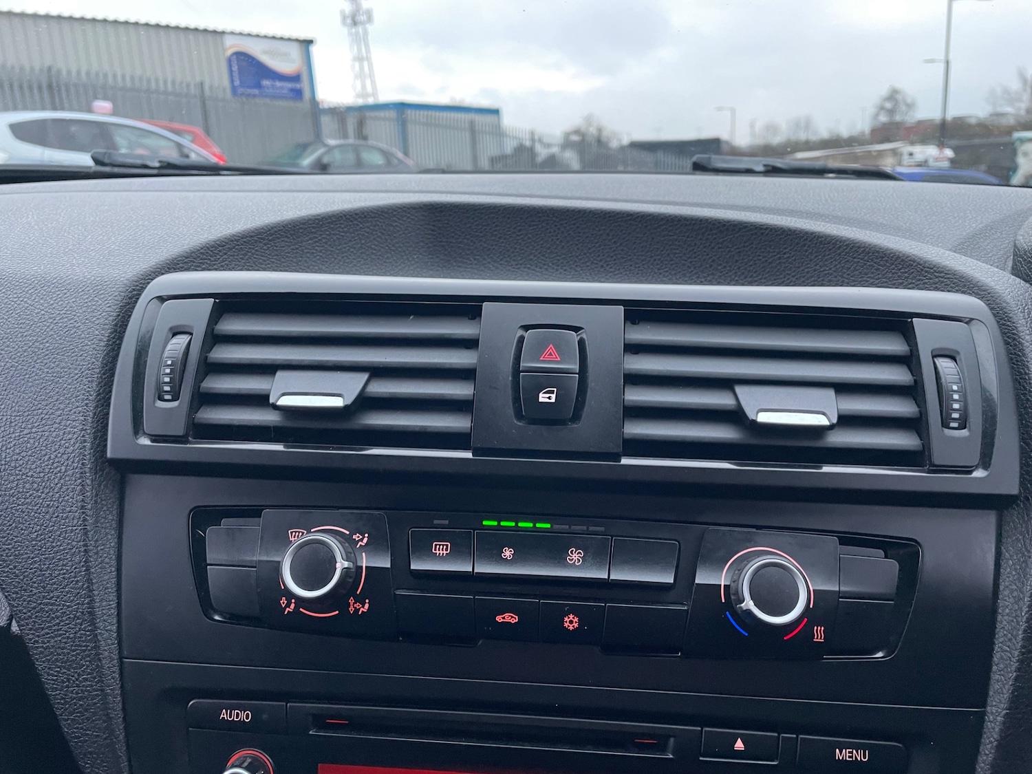 Used BMW 1 Series 2011 for sale - 77409821: Photo 16