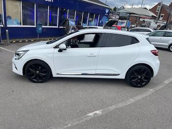 Used Renault Clio 2020 for sale - 79721379: Photo