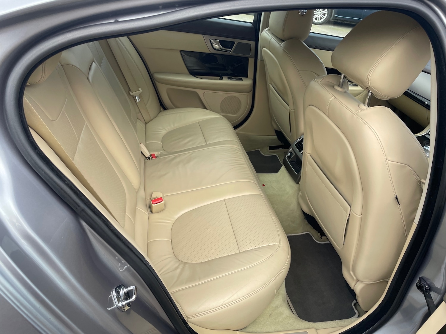 Used Jaguar XF 2011 for sale - 78028760: Photo 14