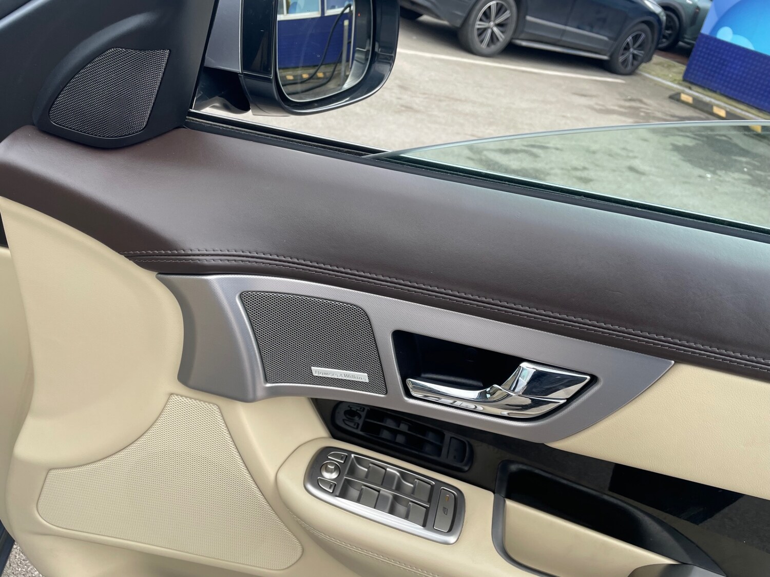 Used Jaguar XF 2011 for sale - 78028760: Photo 16