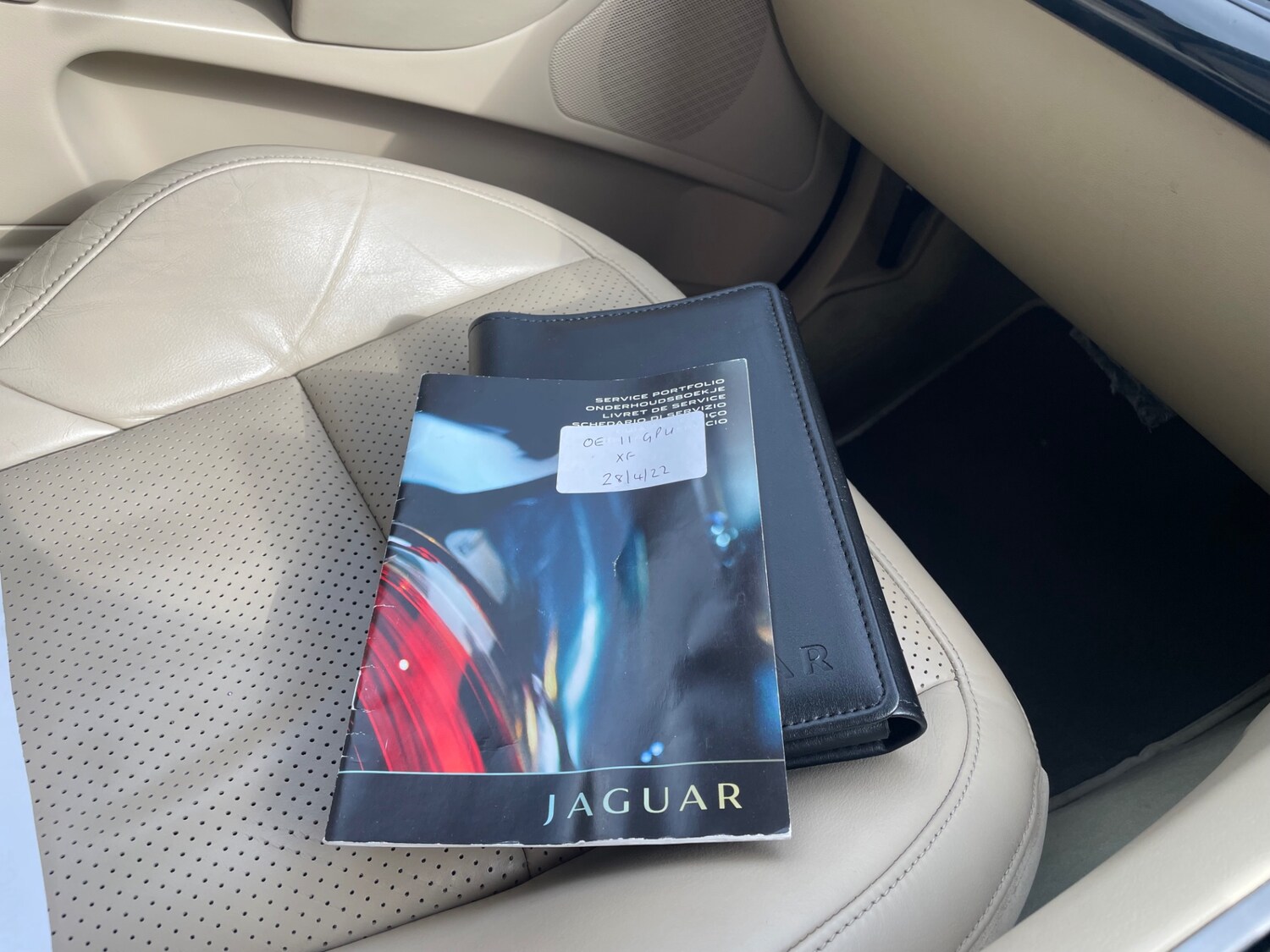 Used Jaguar XF 2011 for sale - 78028760: Photo 25