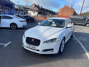 Used Jaguar XF 2011 for sale - 76583430: Photo