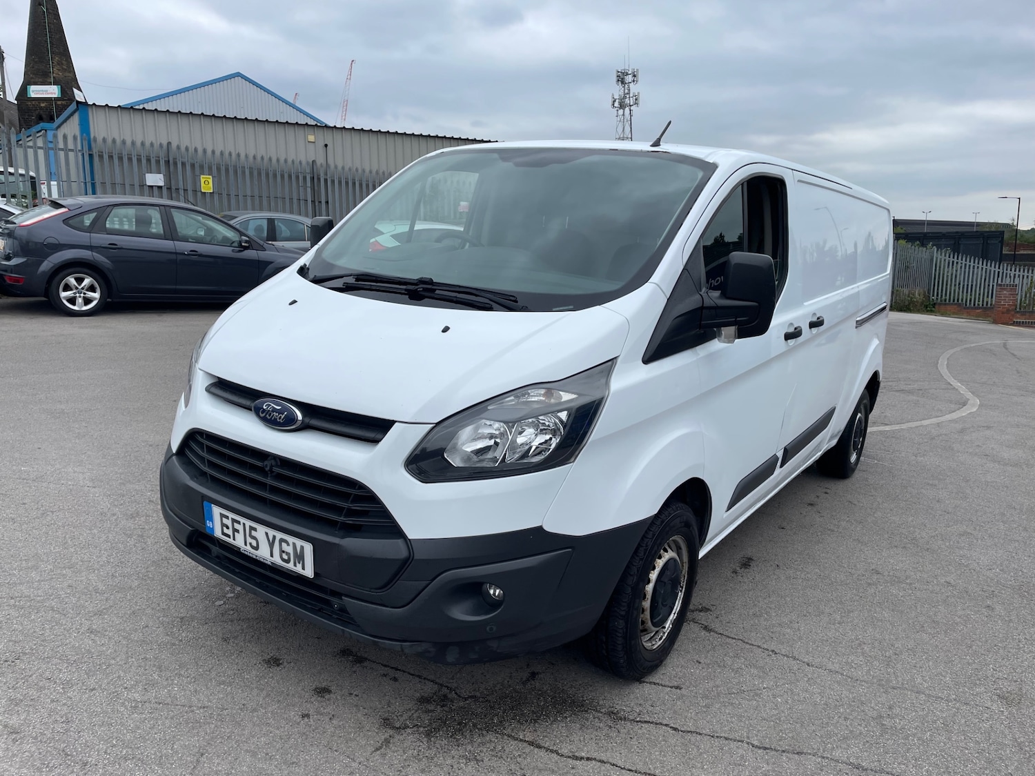 Used Ford Transit Custom 2015 for sale - 76305735: Photo 2
