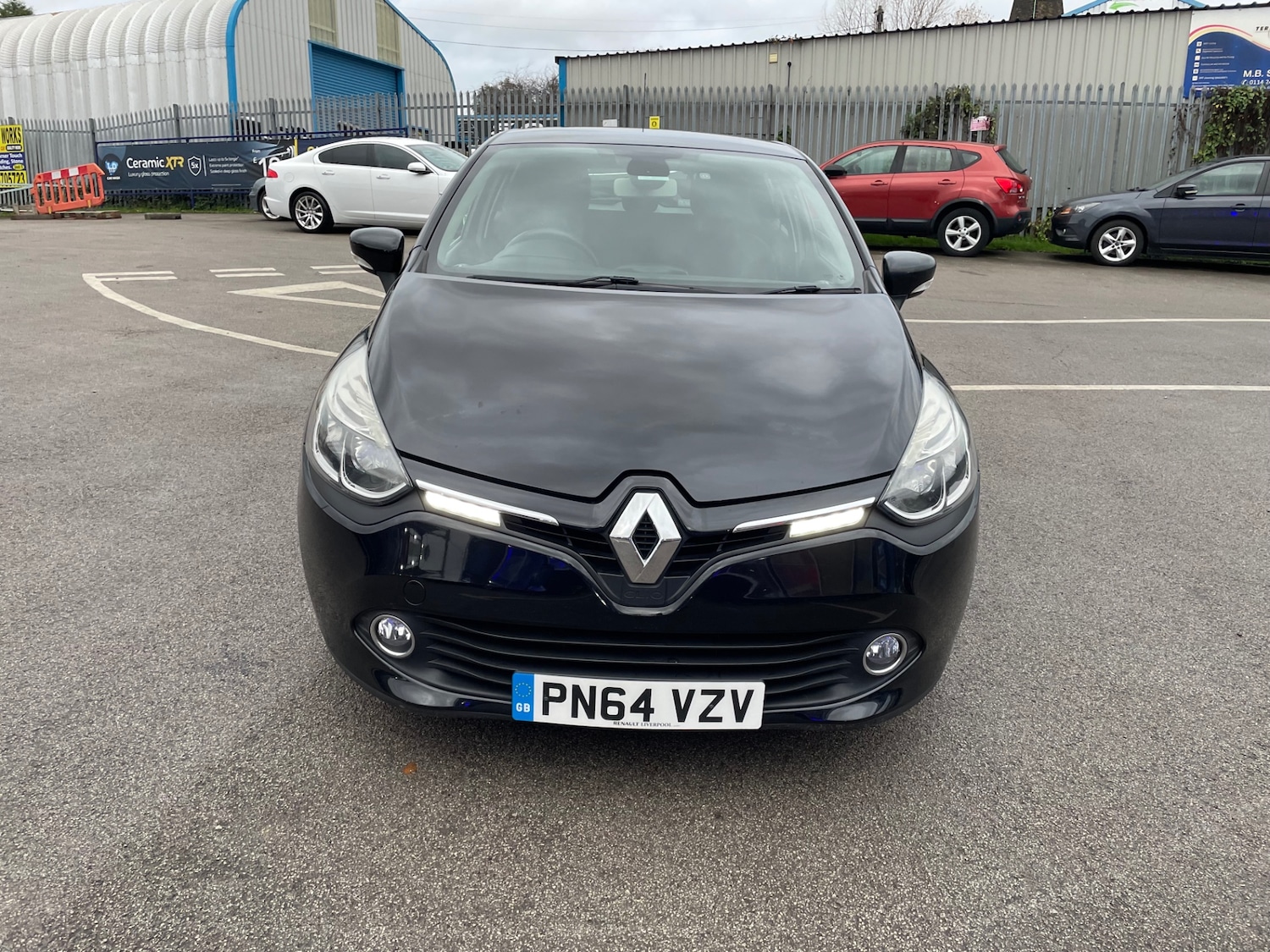 Used Renault Clio 2014 for sale - 77140226: Photo 2