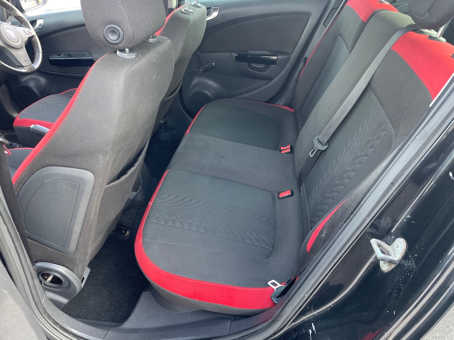 Used Vauxhall Corsa 2011 for sale - 77370730: Photo 9