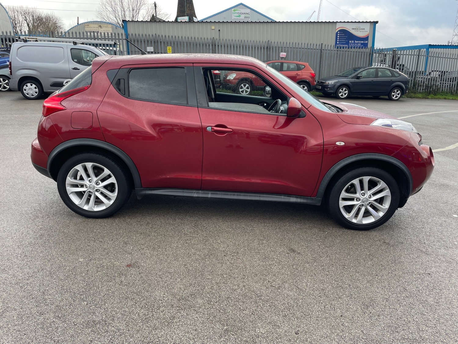 Used Nissan Juke 2011 for sale - 78111387: Photo 8