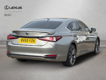 Used Lexus ES 2019 for sale - 79026899: Photo