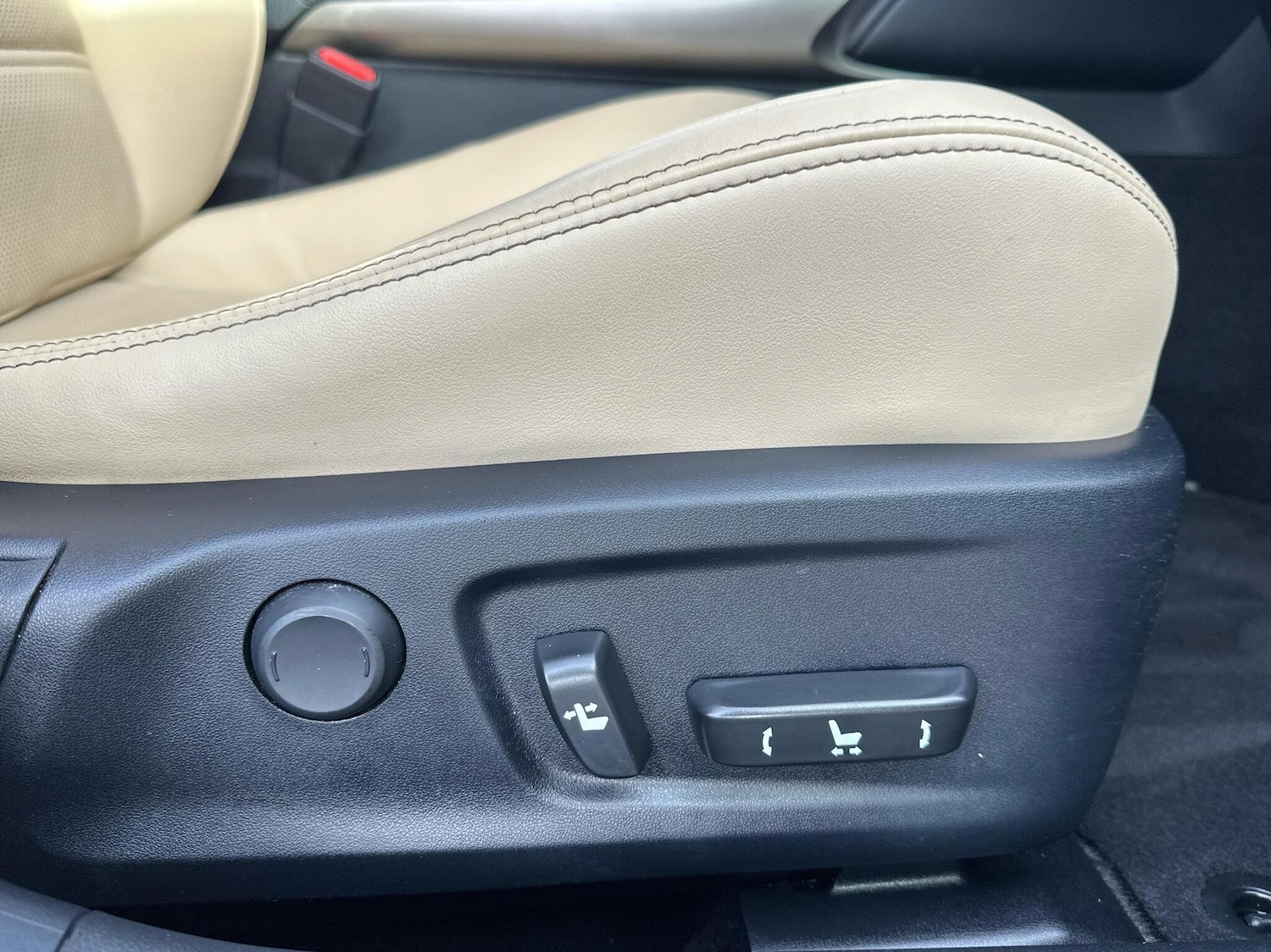 Used Lexus IS 2016 for sale - 76514395: Photo 17