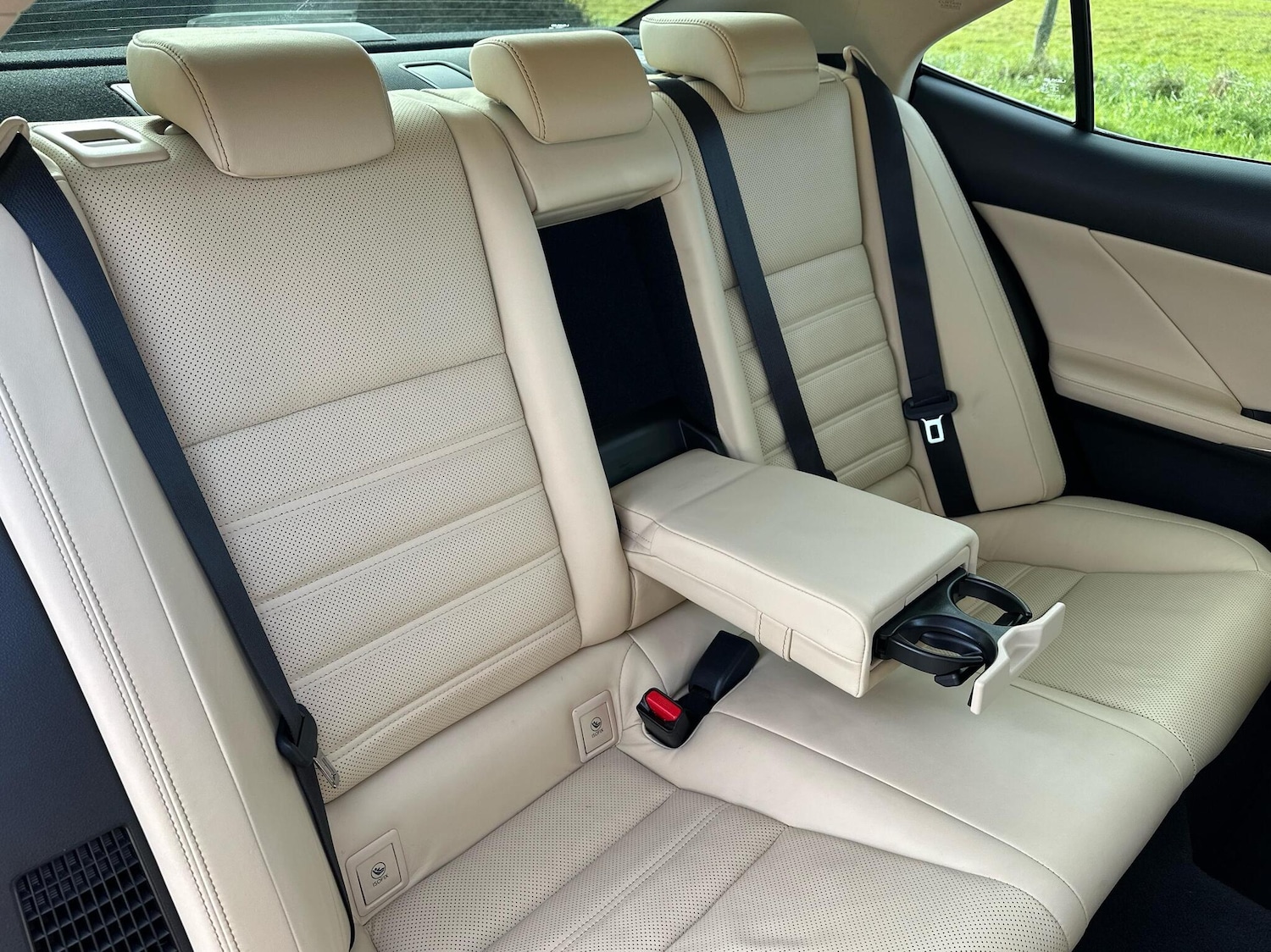 Used Lexus IS 2016 for sale - 76514395: Photo 9