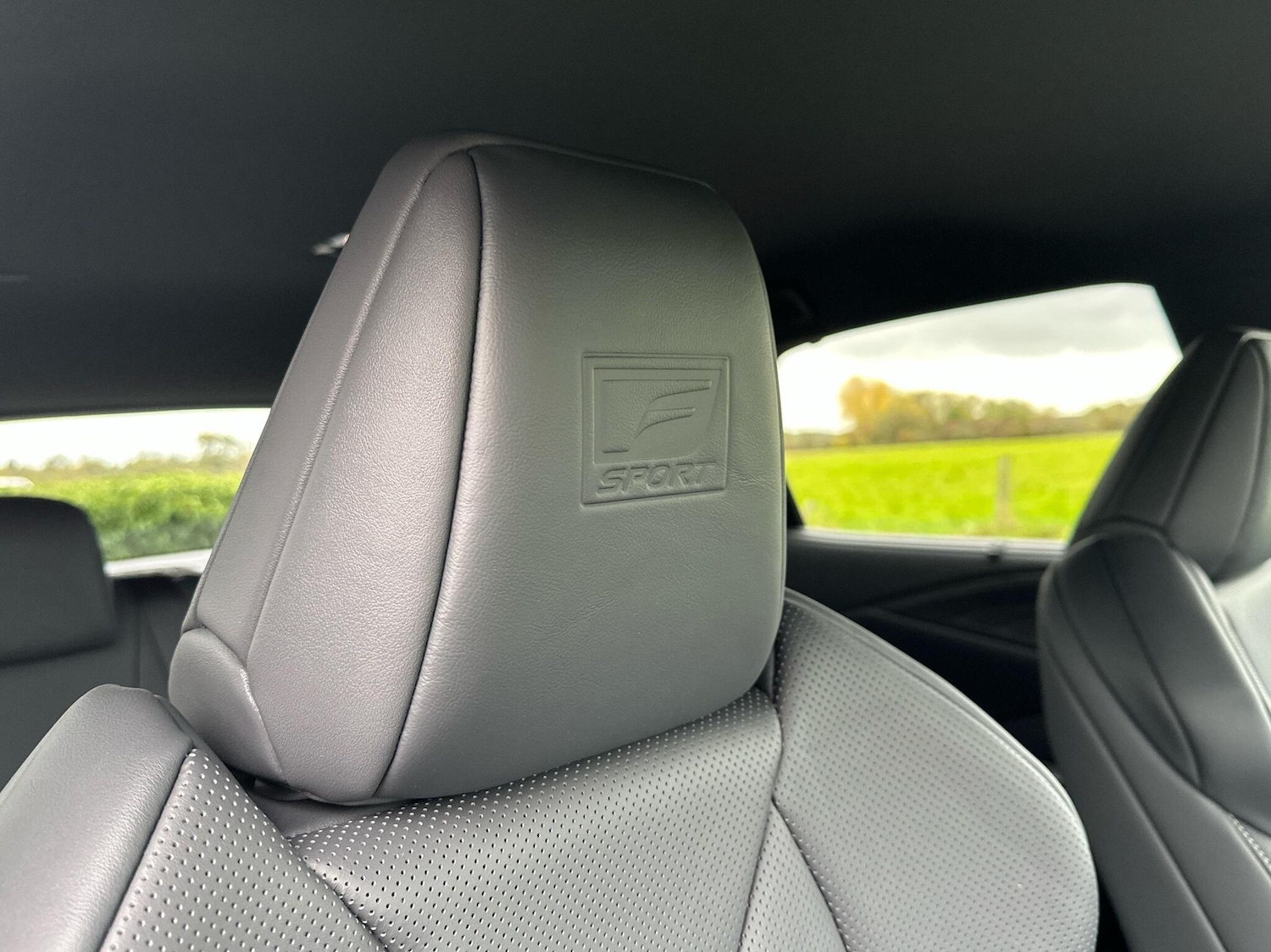 Used Lexus RX 2025 for sale - 76419877: Photo 14