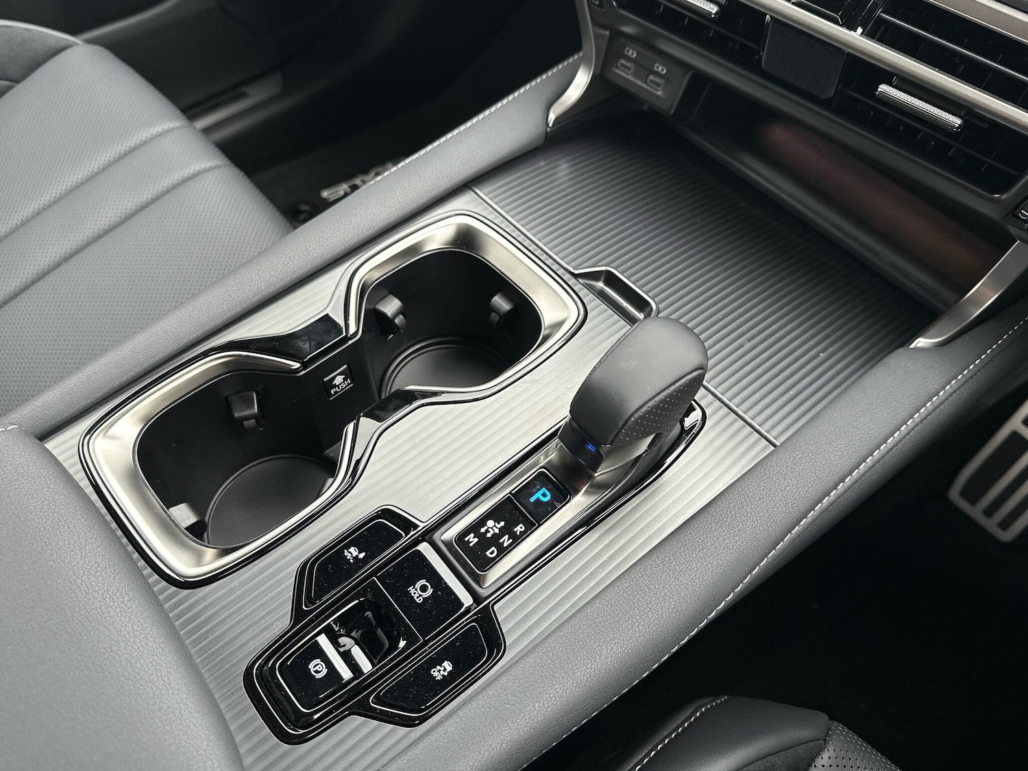 Used Lexus RX 2025 for sale - 76419877: Photo 18