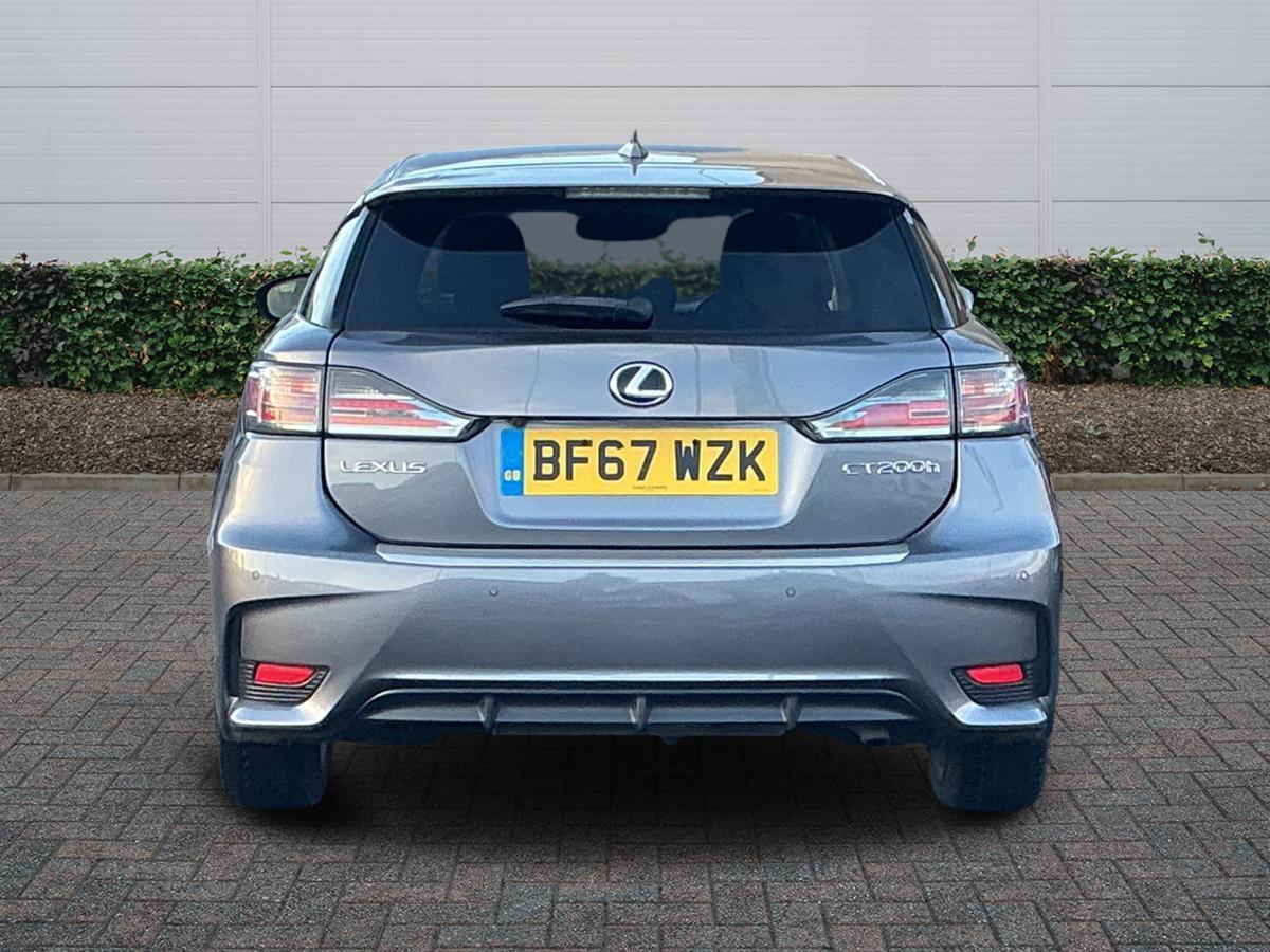 Used Lexus CT 2017 for sale - 76888322: Photo 4