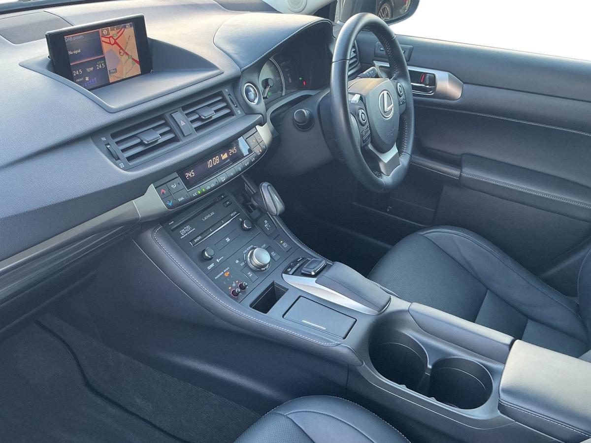 Used Lexus CT 2017 for sale - 76888322: Photo 7