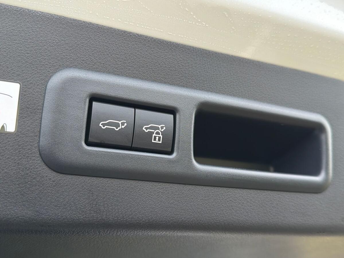 Used Lexus LBX 2026 for sale - 77231555: Photo 18