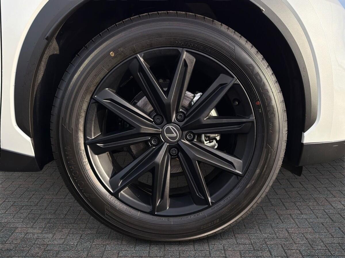 Used Lexus LBX 2026 for sale - 77231555: Photo 6