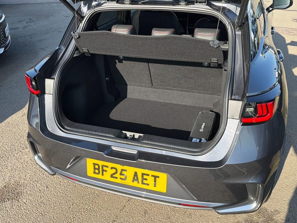 Used Lexus LBX 2025 for sale - 77770685: Photo 10