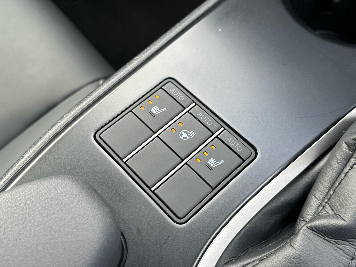 Used Lexus UX 2023 for sale - 76338467: Photo 14