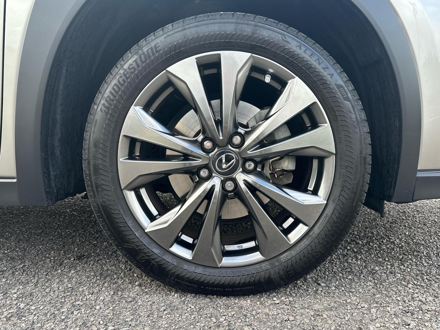 Used Lexus UX 2023 for sale - 76338467: Photo 5