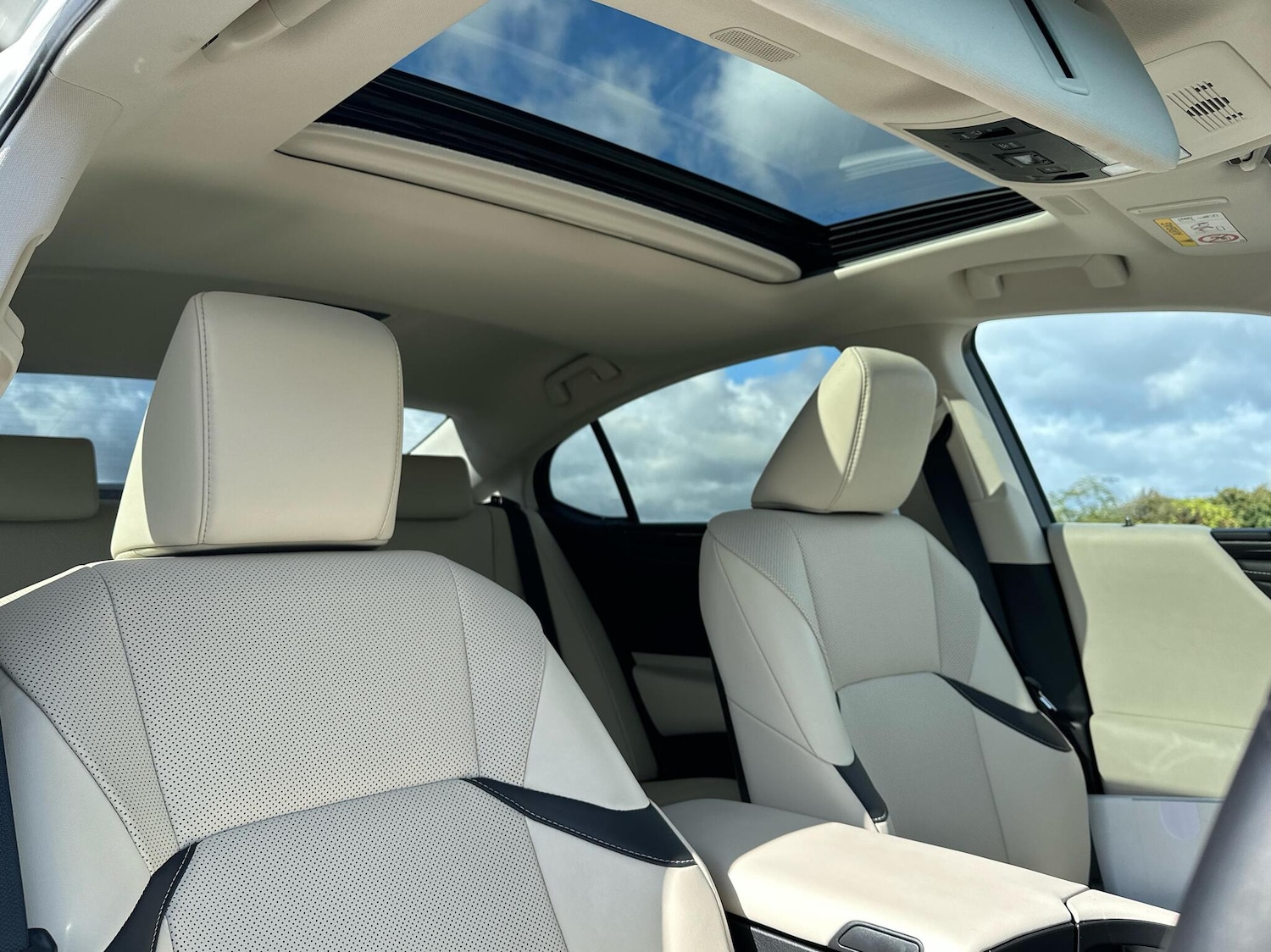 Used Lexus ES 2023 for sale - 76271522: Photo 15