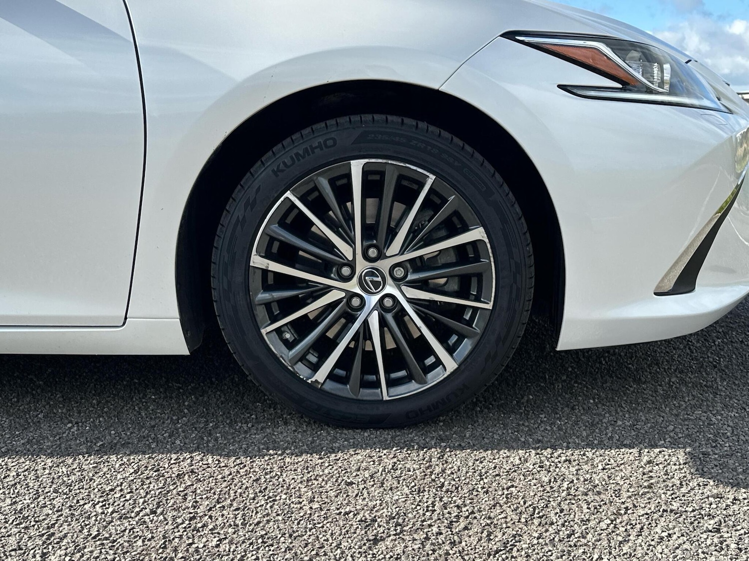 Used Lexus ES 2023 for sale - 76271522: Photo 5