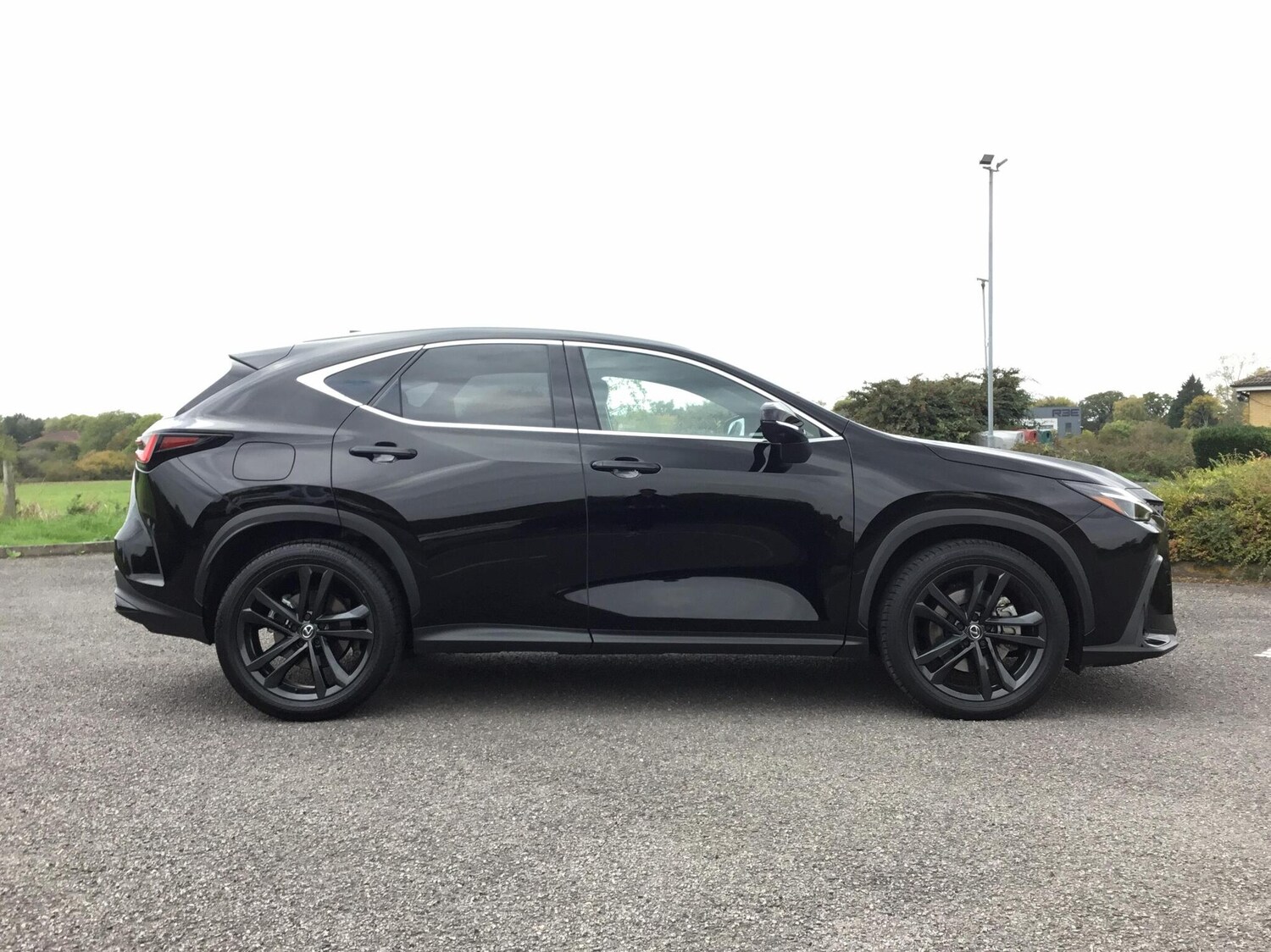 Used Lexus NX 2024 for sale - 76309308: Photo 4