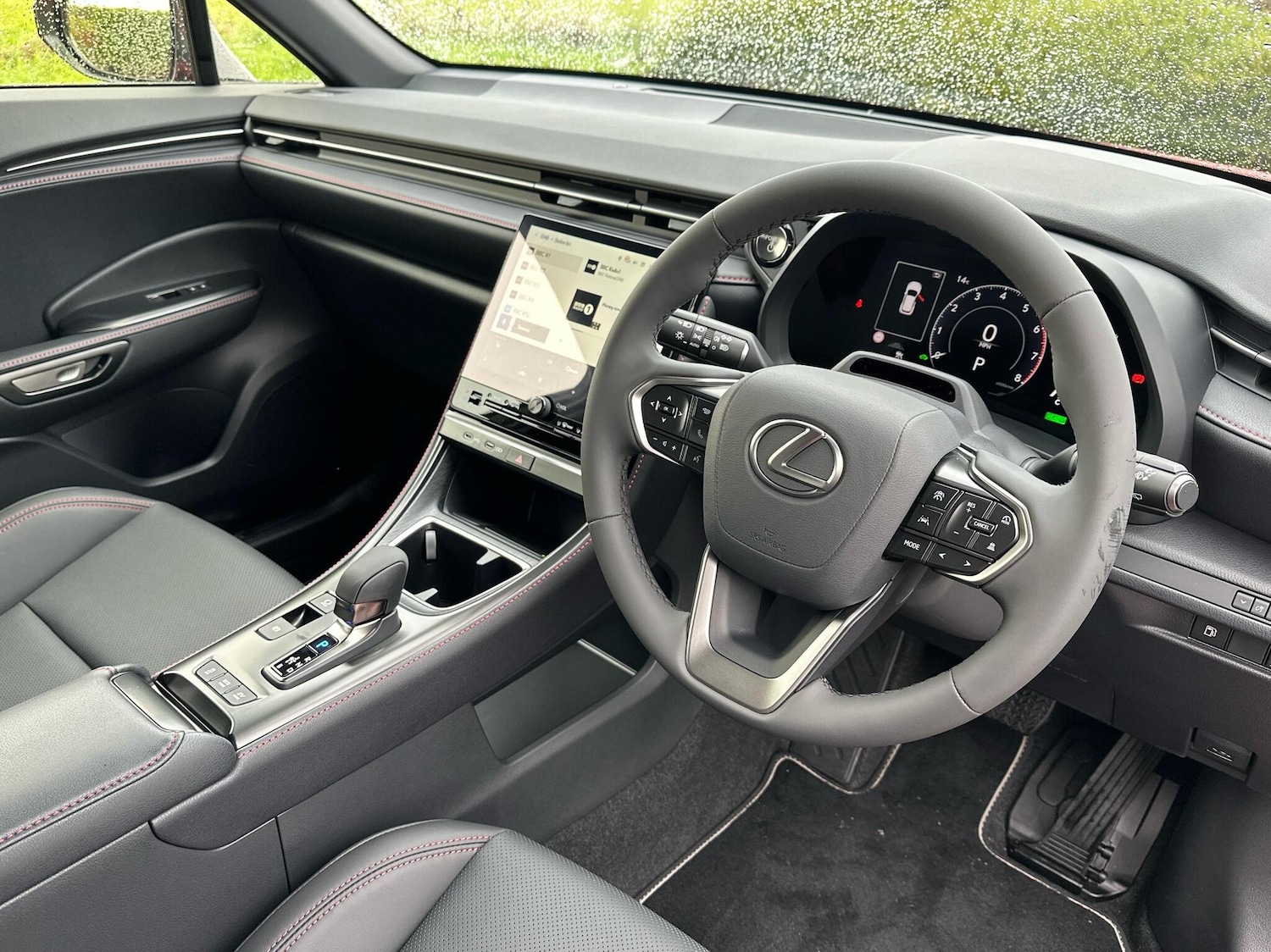 Used Lexus LBX 2025 for sale - 76671016: Photo 6